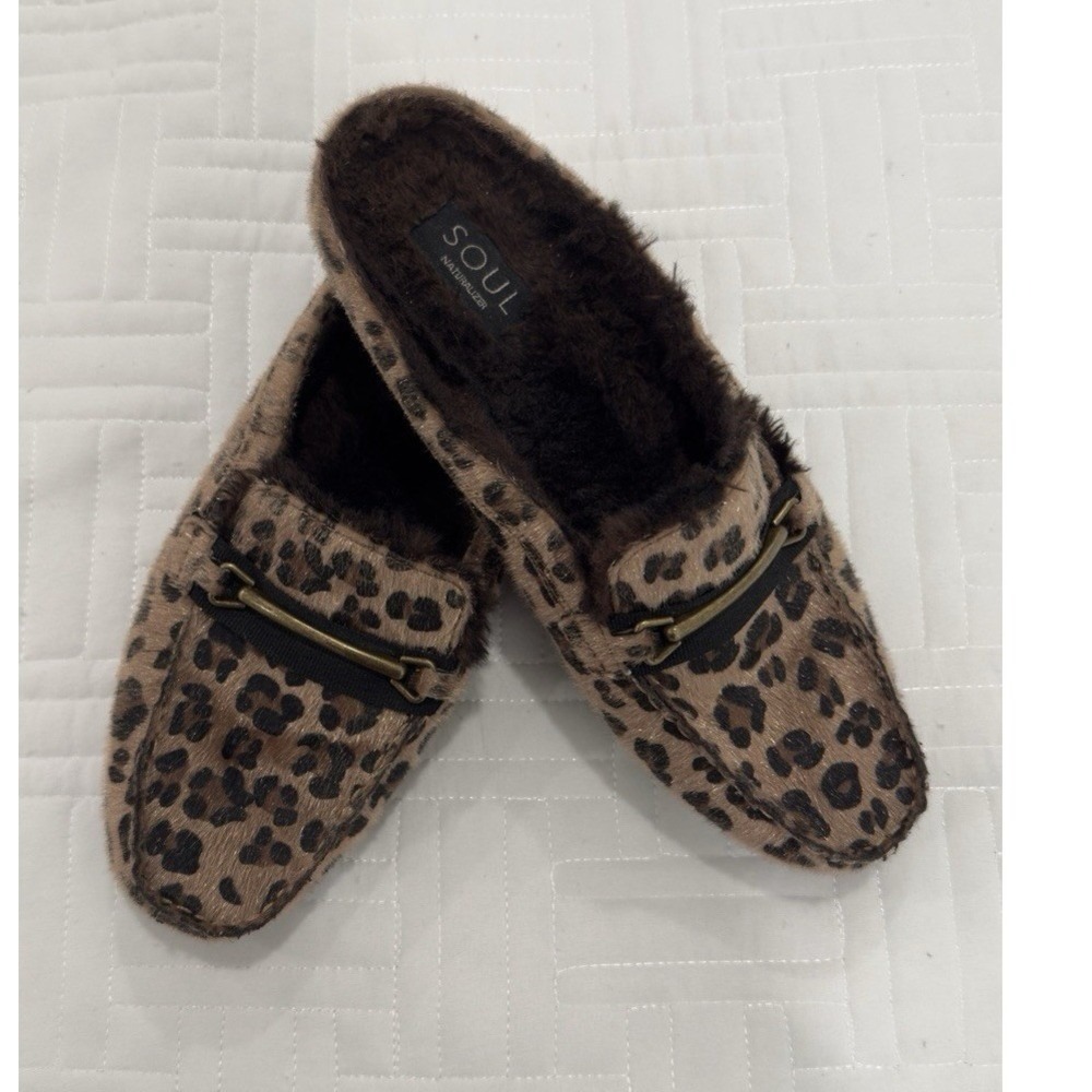 Soul Naturalizer Womens Leopard Faux Fur Mule Slippers Gold Bit Detail Size 8M‎